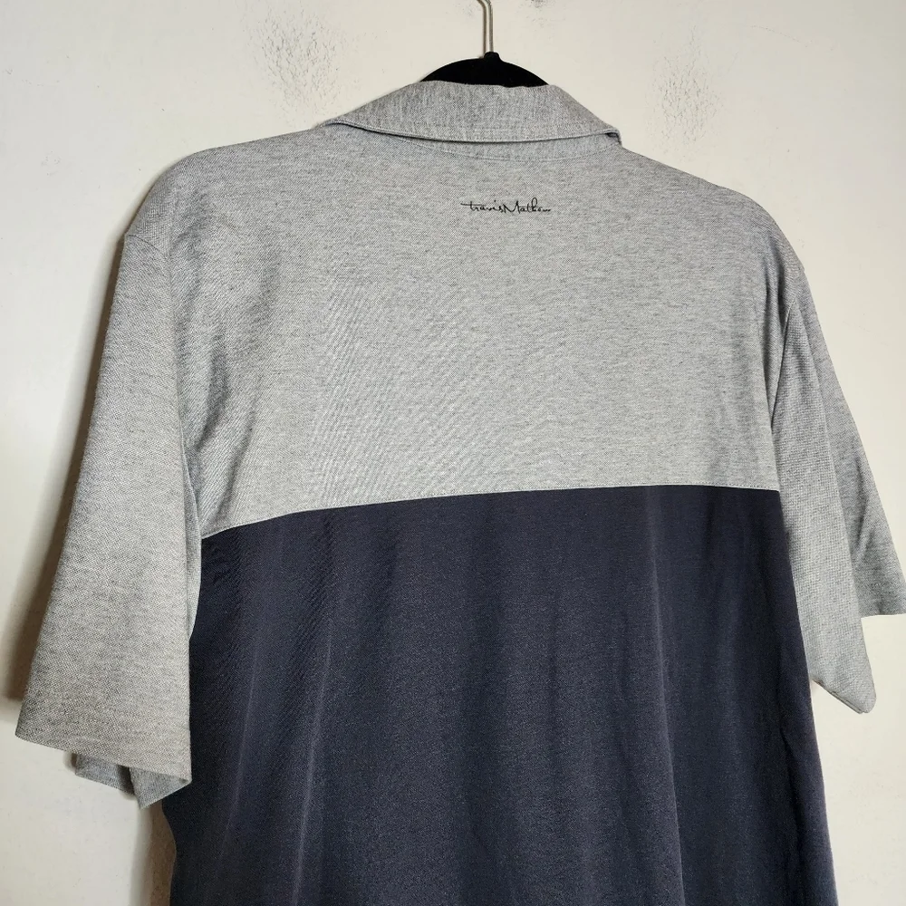 Travis Mathew Four B's Polo.‎ Grey navy blue. Men's size Large.